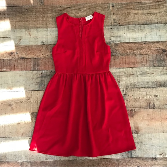 Everly Dresses & Skirts - 1 hr Price drop! ♥️Vibrant Red Everly Dress